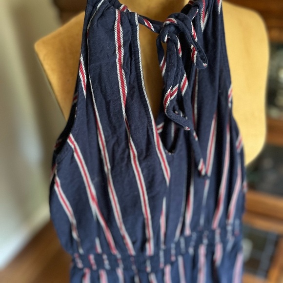 Universal thread romper size medium red, white and blue - Picture 8 of 12